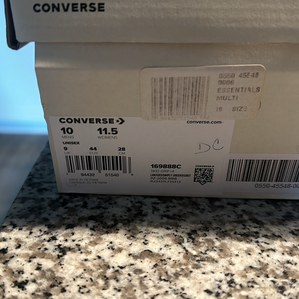 Converse Essentials - Picture 2 of 2
